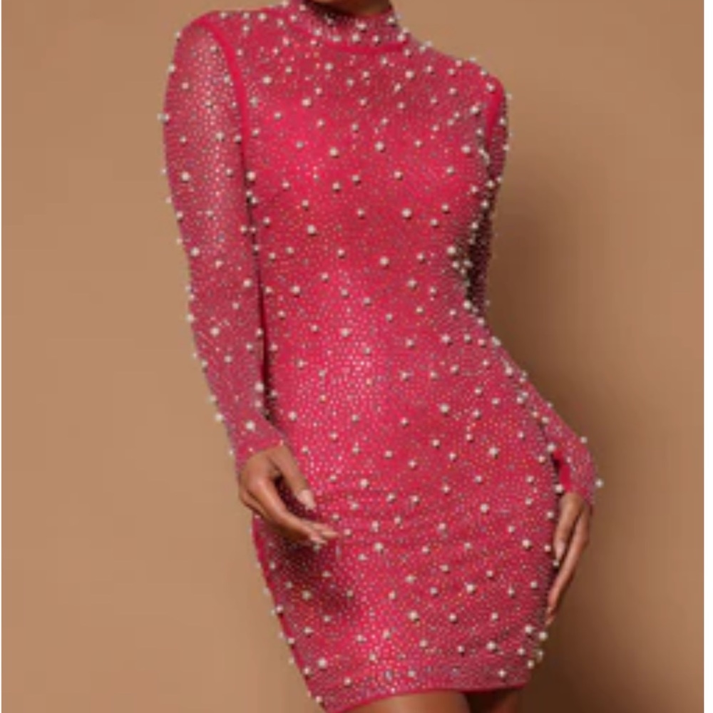 Pink pearl bodycon dress